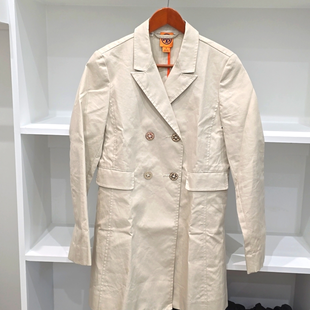 Tory Burch Trench size 6